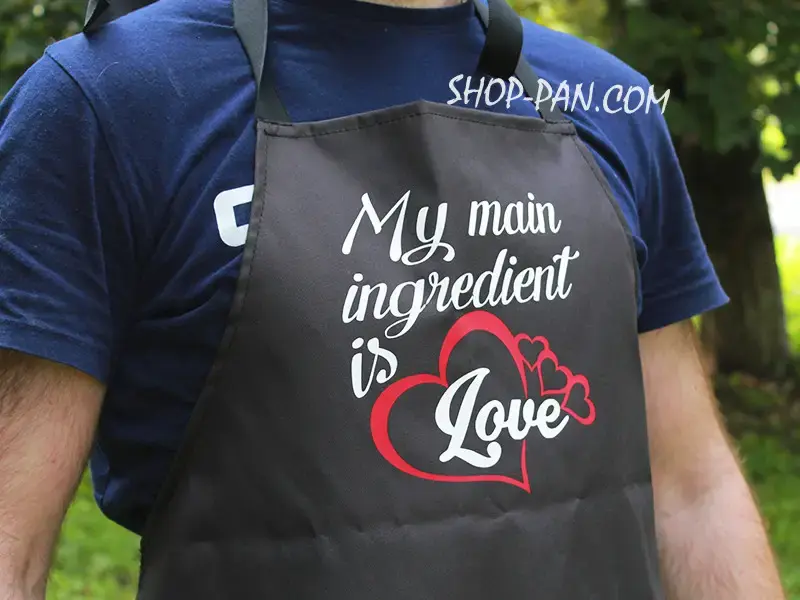 Фартух із принтом «My main ingredient is love»