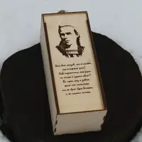 Подарочная коробка с бокалом и гравировкой 24 x 10 x 10 см