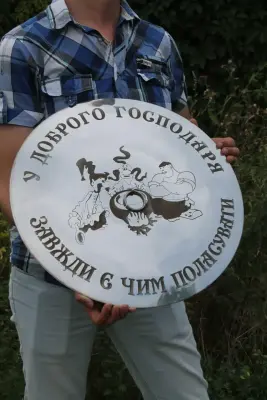Лазерне гравіювання на кришку з нержавійки 40 см